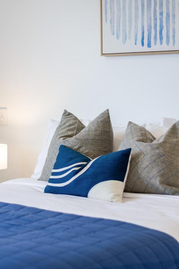 Central City Awaits 2 Bed 2 Bath With Carpark Christchurch Exteriör bild